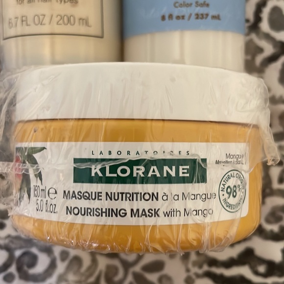 Moisturizing Hair Products - Picture 2 of 3